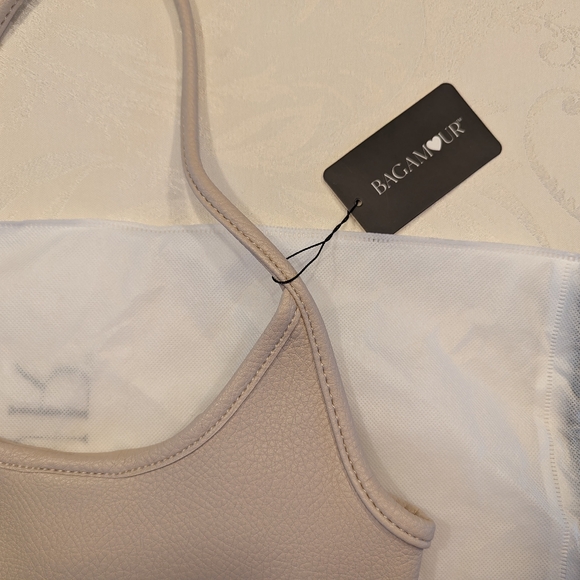 Bagamour Shoulder Bag - Picture 2 of 4